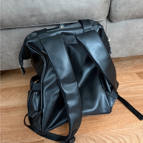 Backpack/diaper bag - Picture 4 of 4